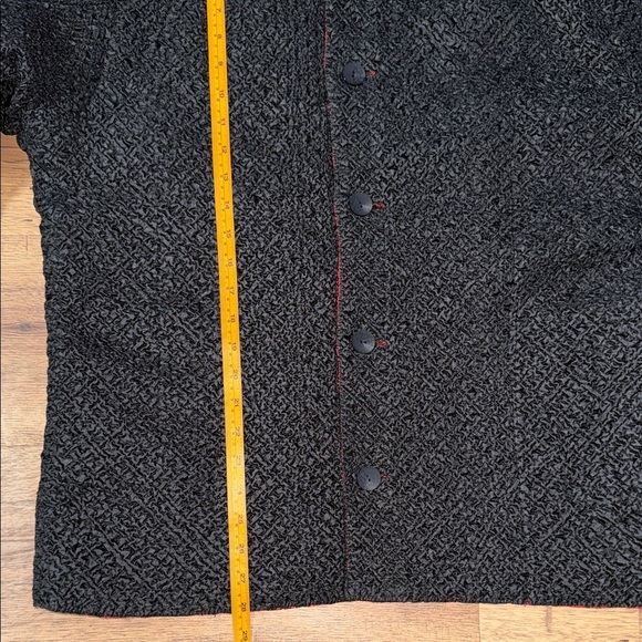 Red and Black Patterned Jacket - Picture 8 of 13